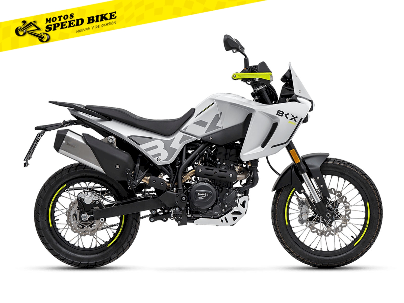 Benelli BKX 300 en Madrid - imagen 4