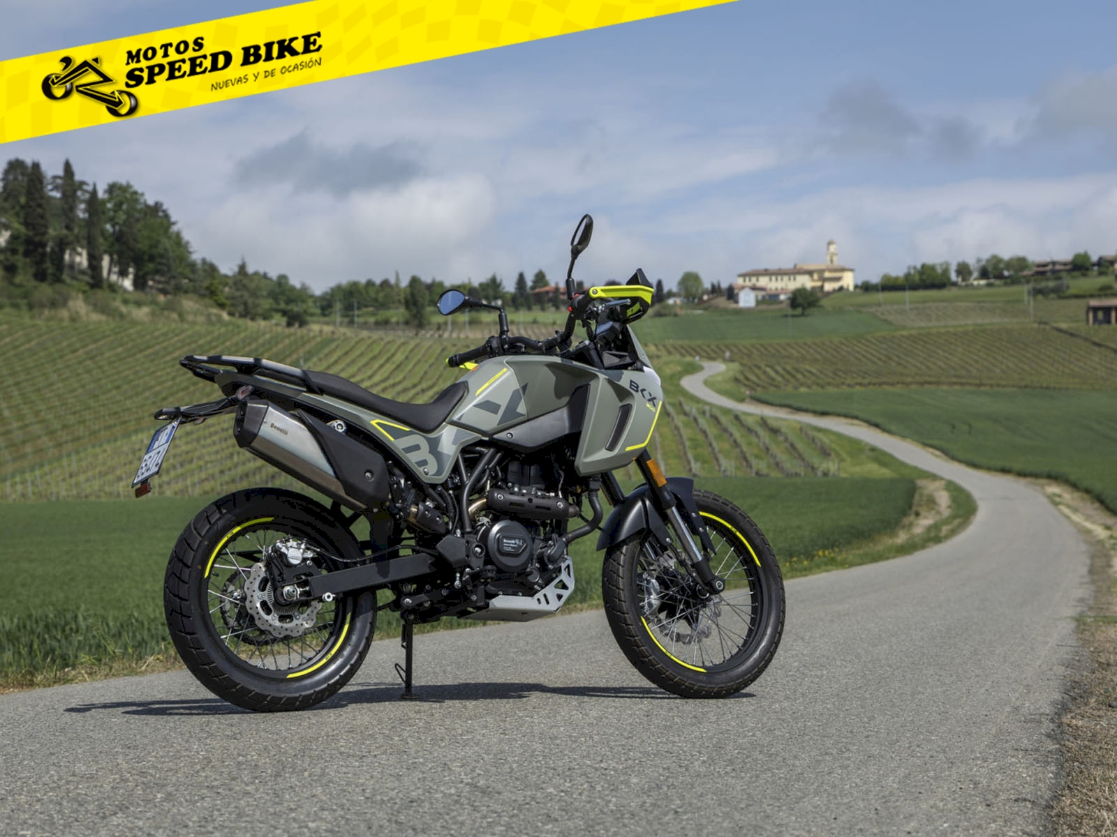 Benelli BKX 300 en Madrid - imagen 17
