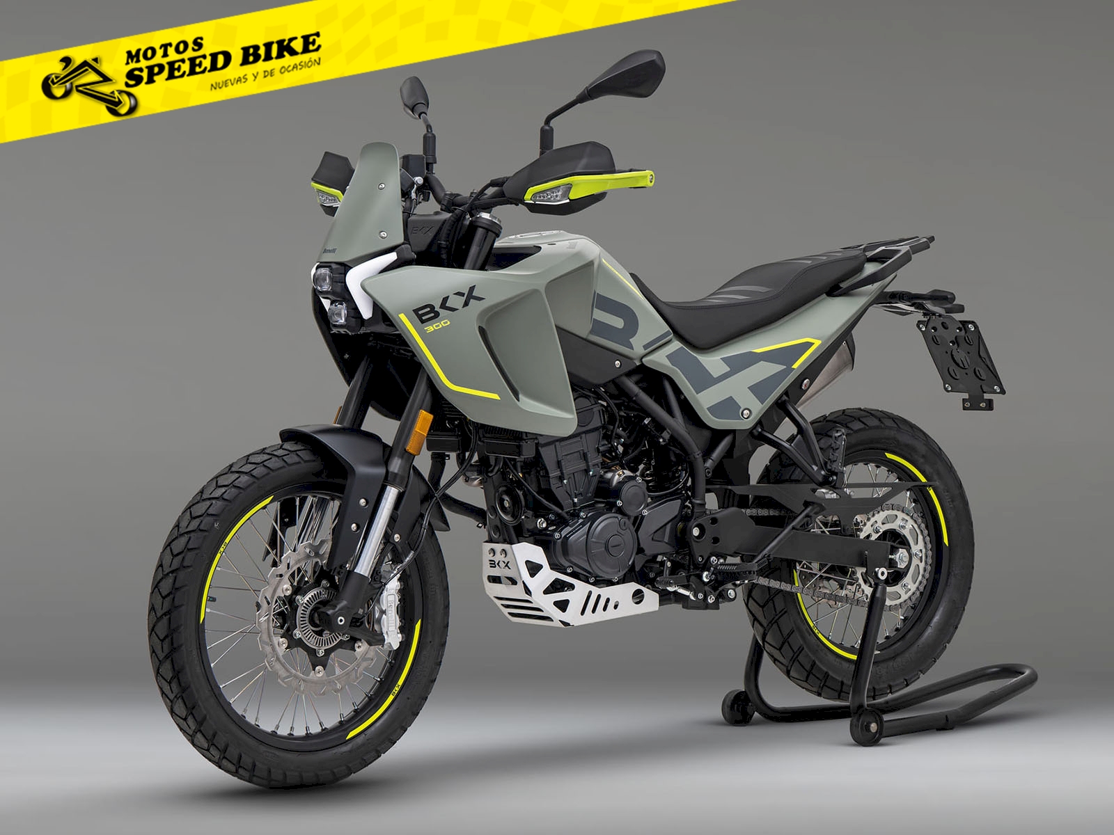 Benelli BKX 300 en Madrid - imagen 21