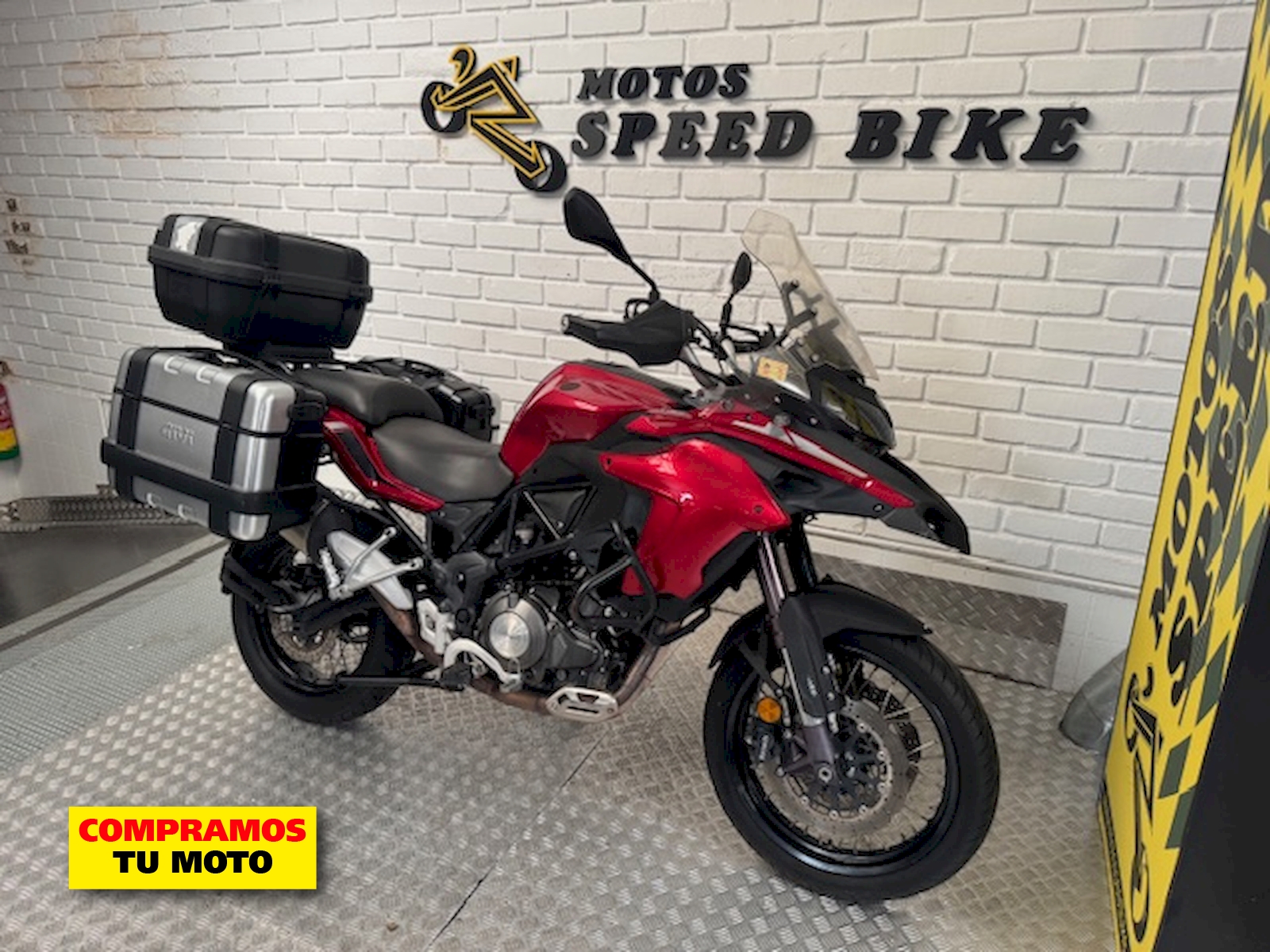 Benelli TRK 502 X de ocasión en Madrid - imagen 2