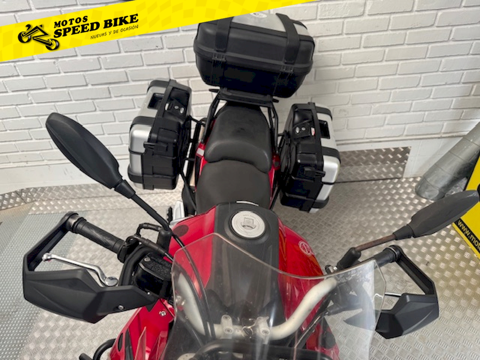 Benelli TRK 502 X de ocasión en Madrid - imagen 9