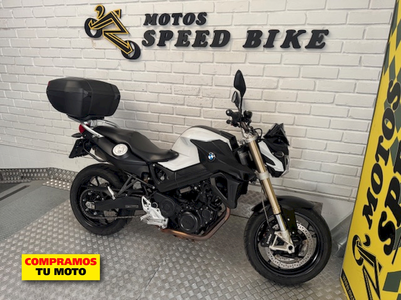 BMW F 800R de ocasión en Madrid - imagen 2