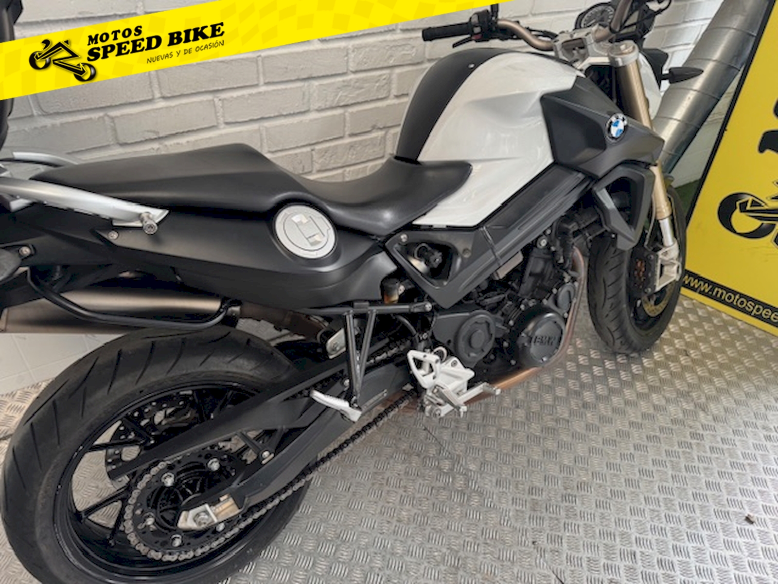 BMW F 800R de ocasión en Madrid - imagen 5