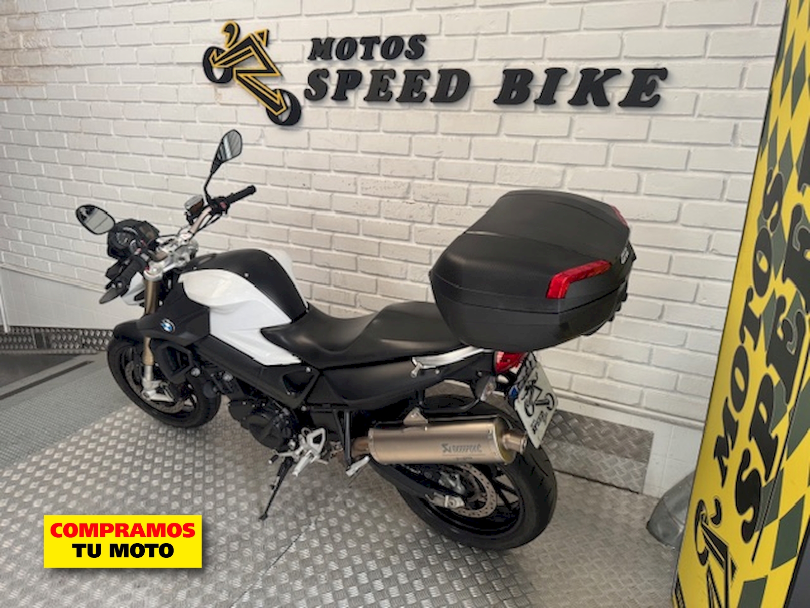 BMW F 800R de ocasión en Madrid - imagen 12