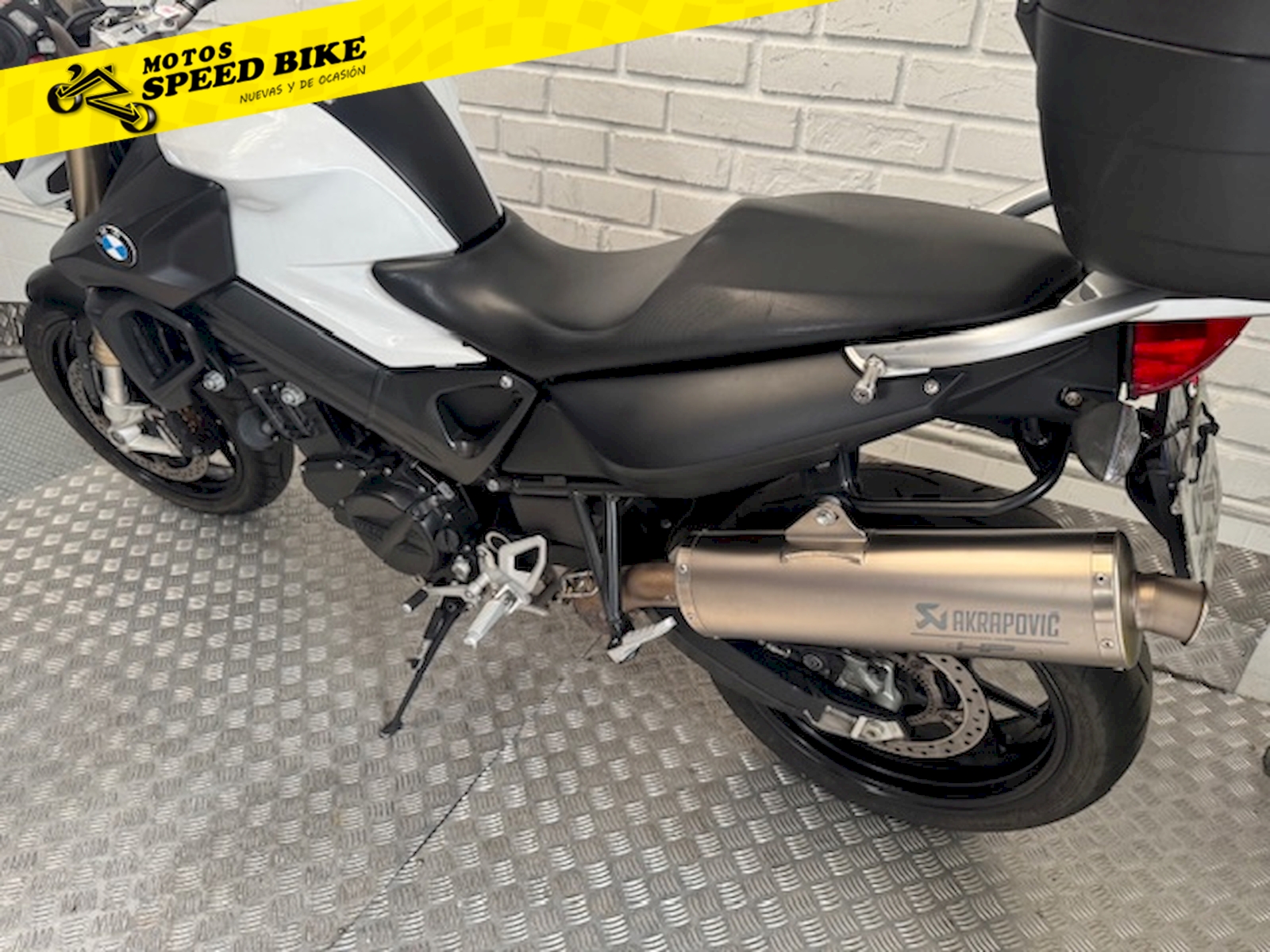BMW F 800R de ocasión en Madrid - imagen 13