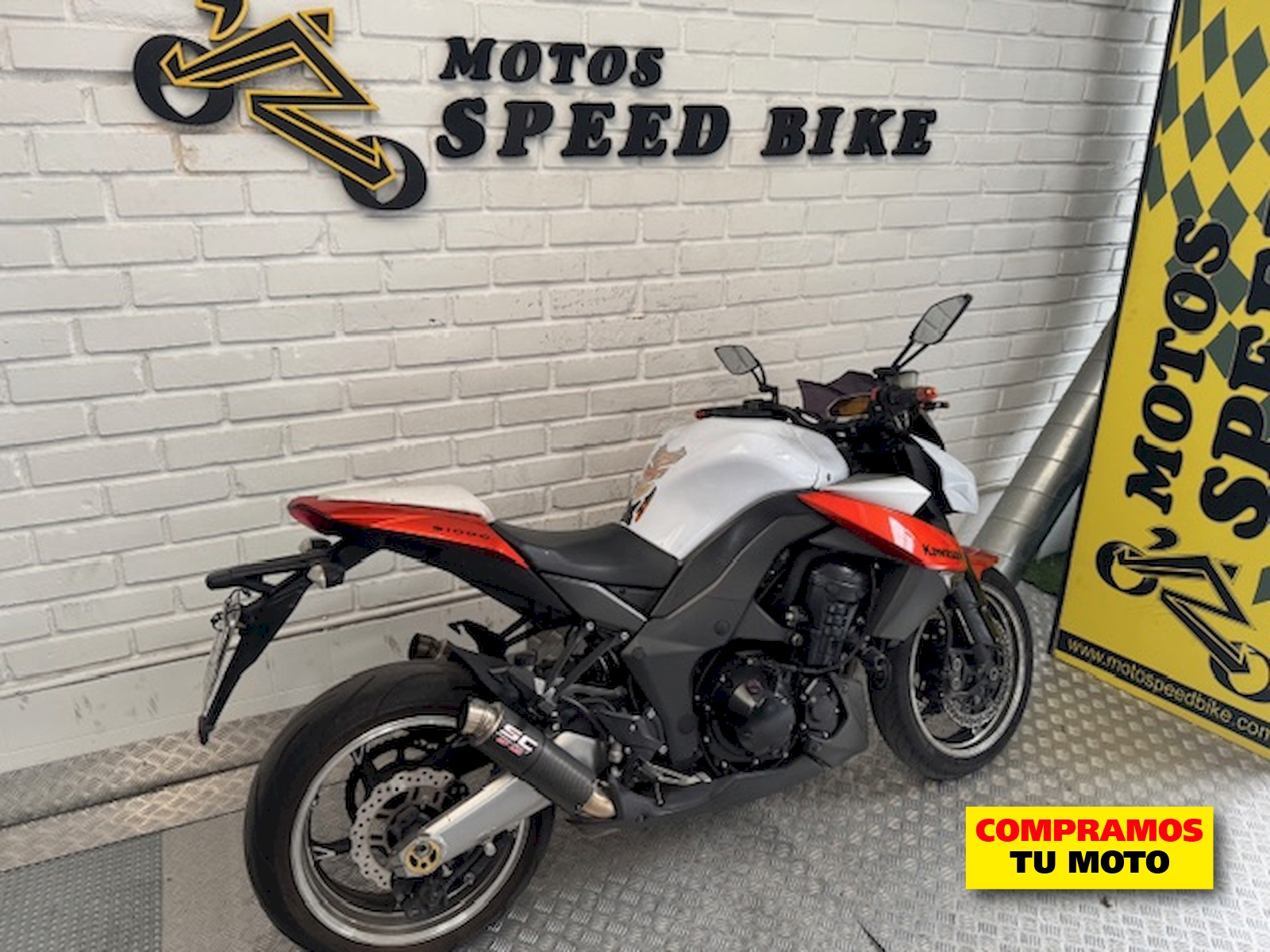 Kawasaki Z 1000 de ocasión en Madrid - imagen 4