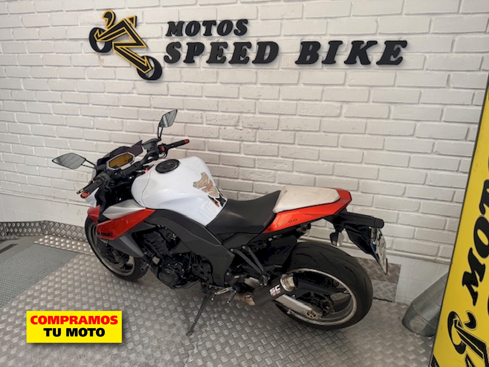 Kawasaki Z 1000 de ocasión en Madrid - imagen 11