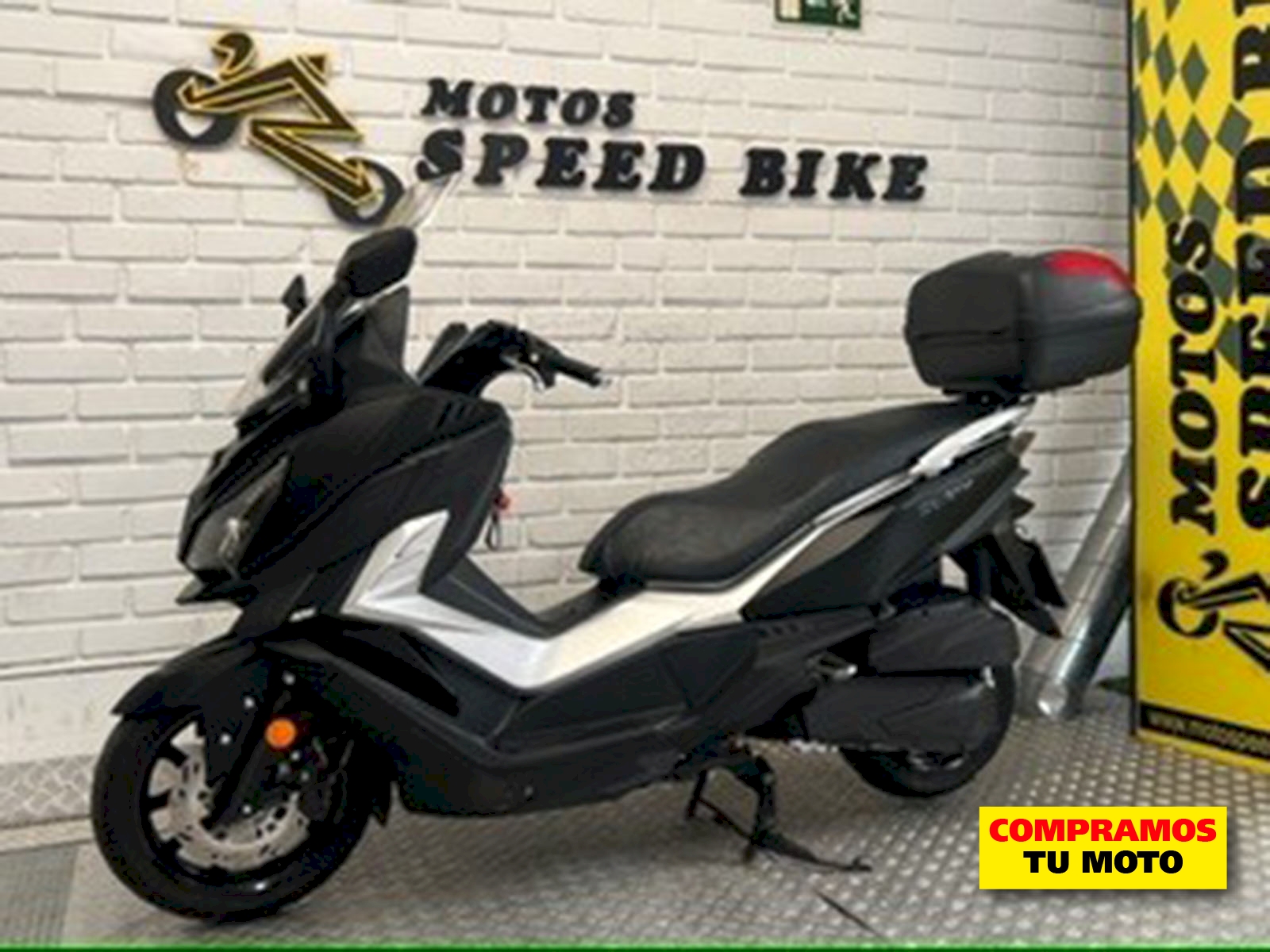 Sym Cruisym 125 de ocasión en Madrid - imagen 9