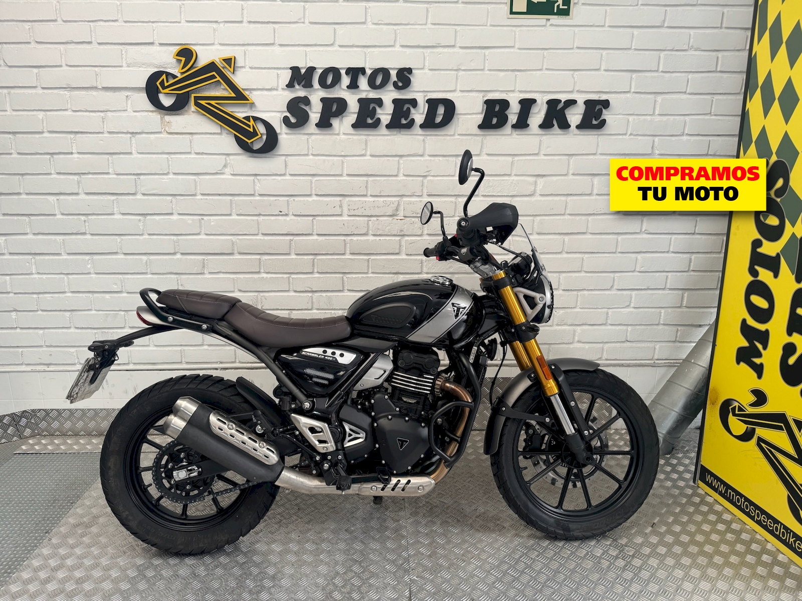 Triumph Scrambler 400 X