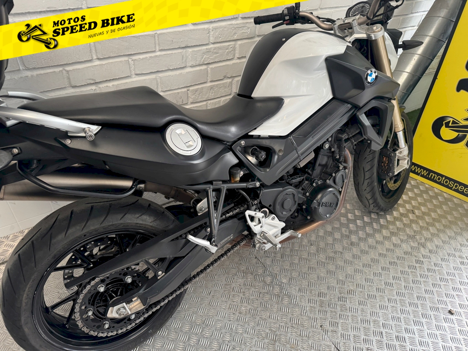 BMW F 800R de ocasión en Madrid - imagen 5