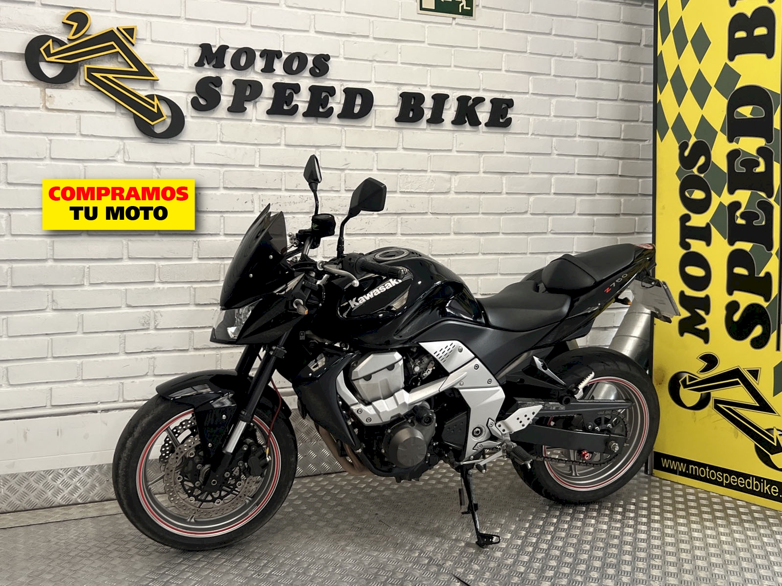 Kawasaki Z 750 de ocasión en Madrid - imagen 10