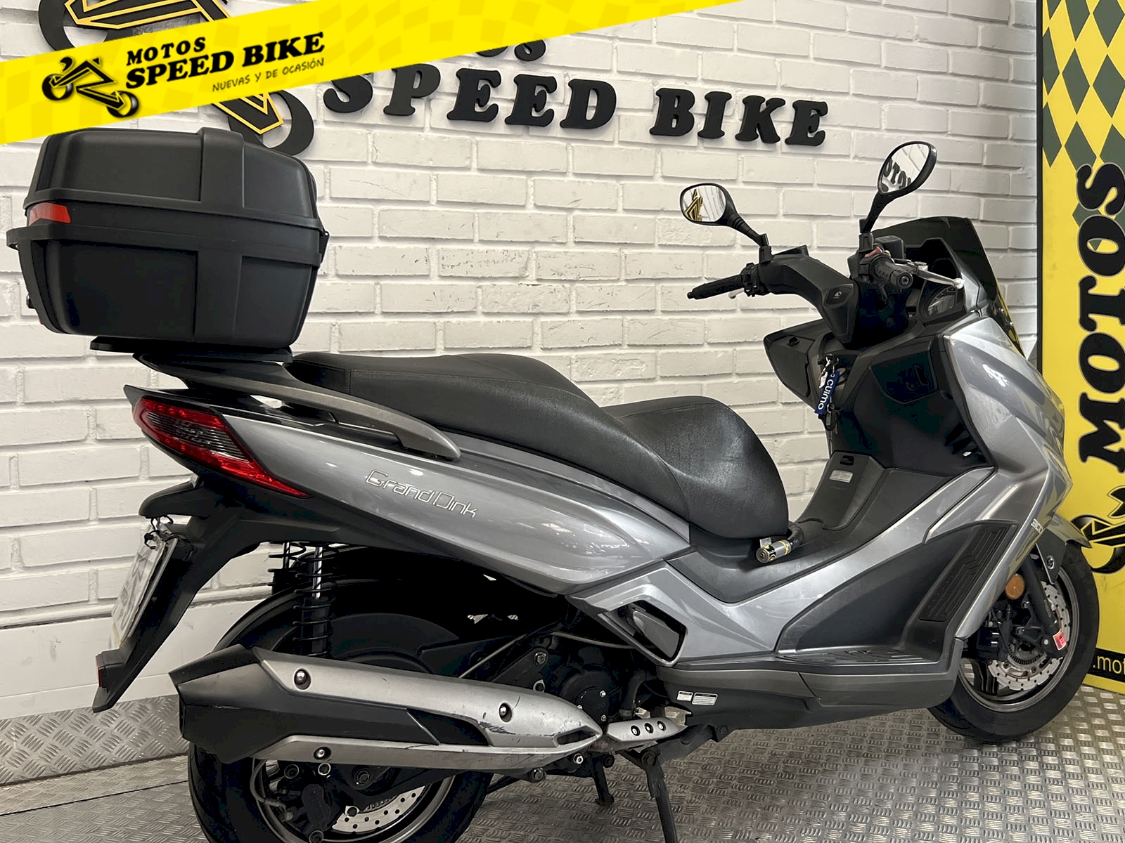 Kymco Grand Dink 300 ABS de ocasión en Madrid - imagen 3