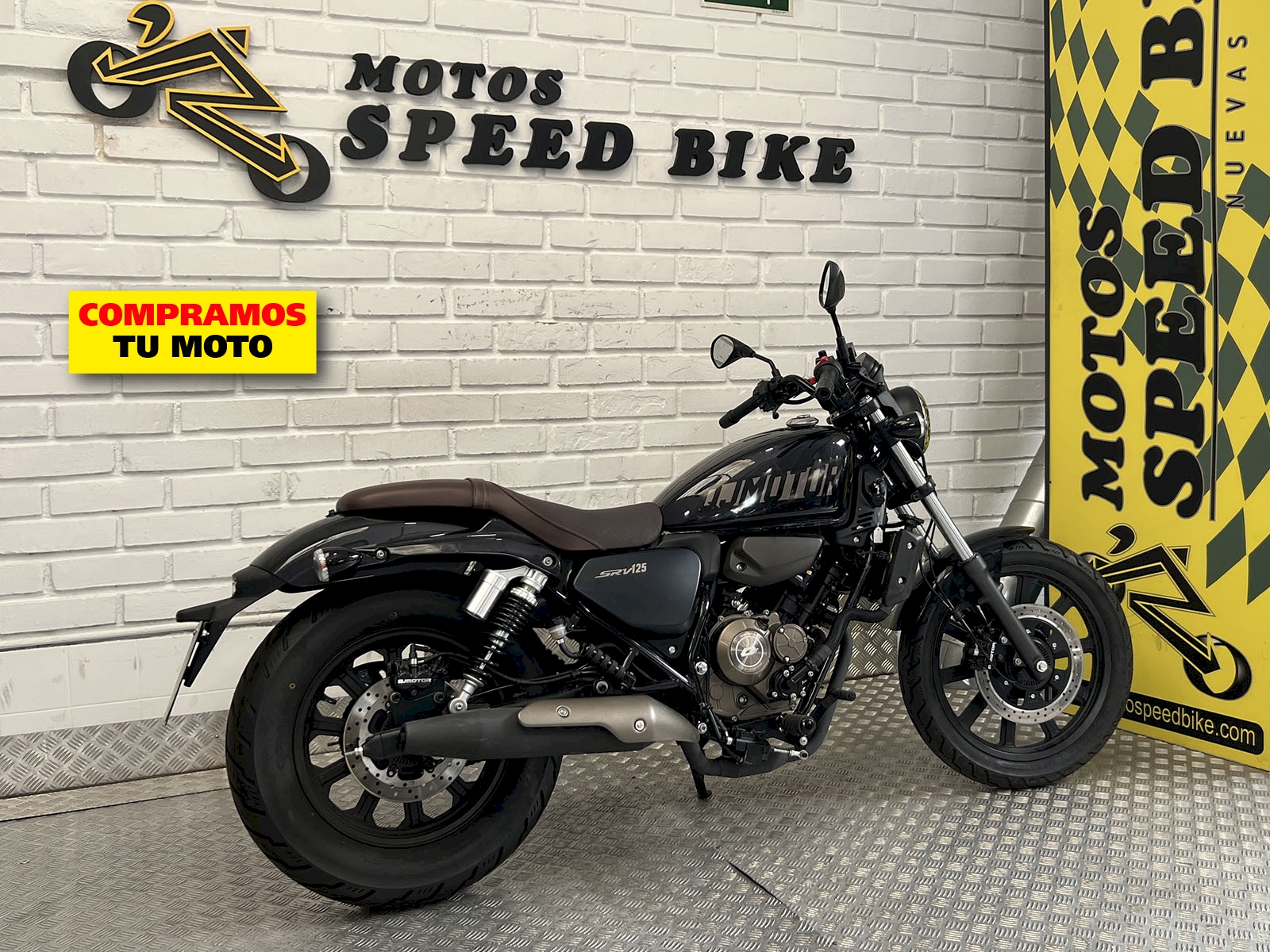 QJ Motor SRV 125 de ocasión en Madrid - imagen 4