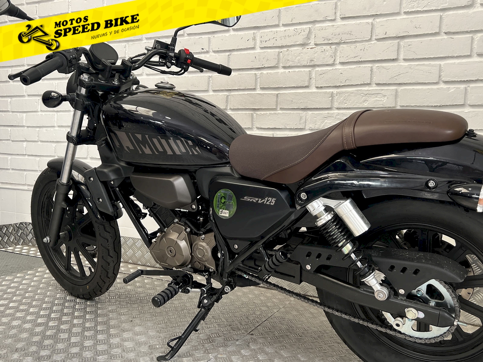 QJ Motor SRV 125 de ocasión en Madrid - imagen 11