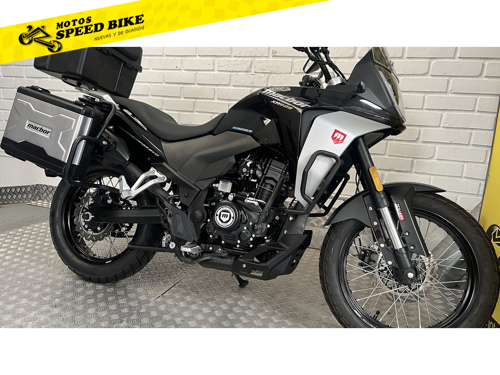 Macbor Montana XR1 125 Evo de ocasión en Madrid - imagen 3
